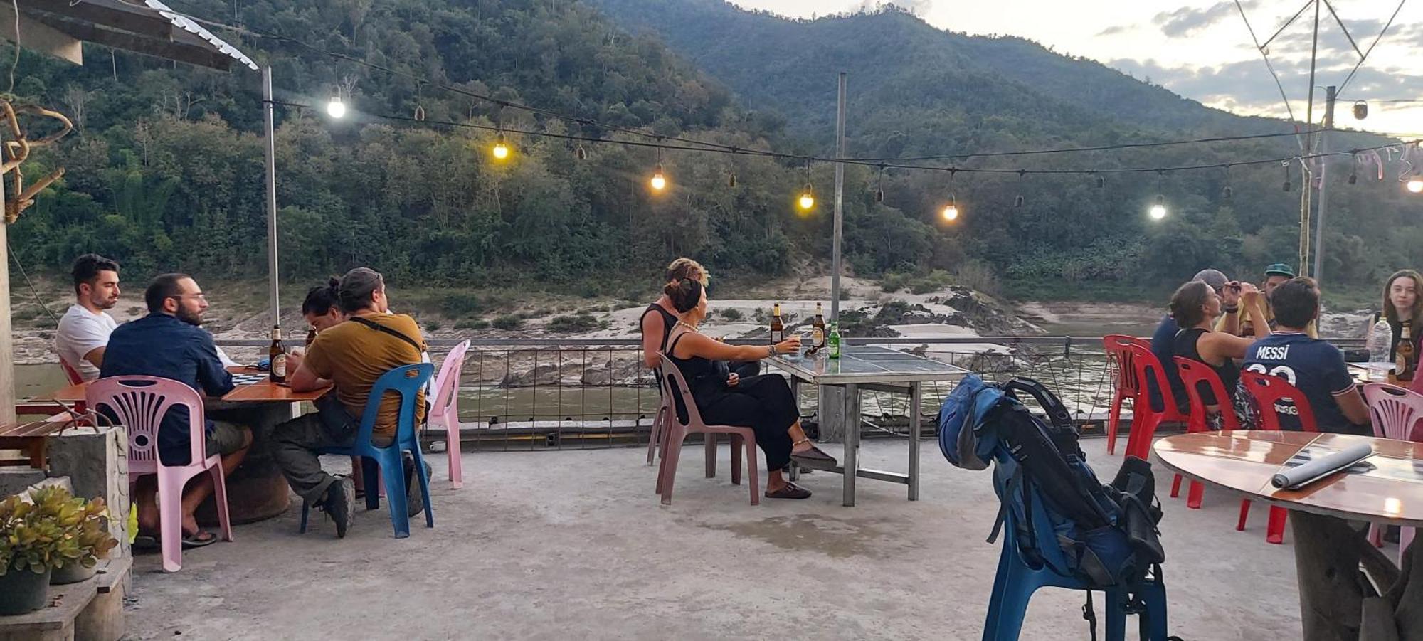 Mekong Backpackers Pakbeng Lejlighed Eksteriør billede